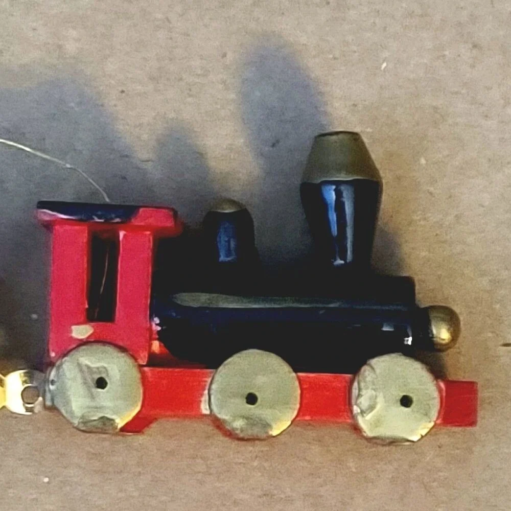 Vintage‎ Hand Painted Wood Choo Choo Train Ornament